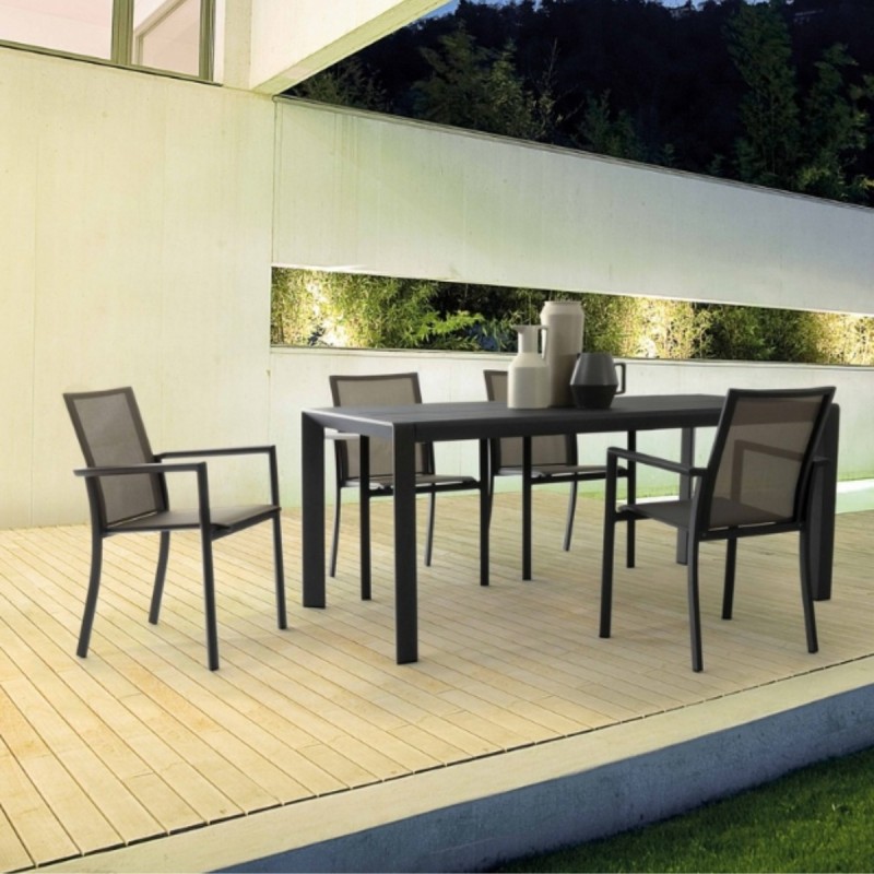 Silla Konnor exterior