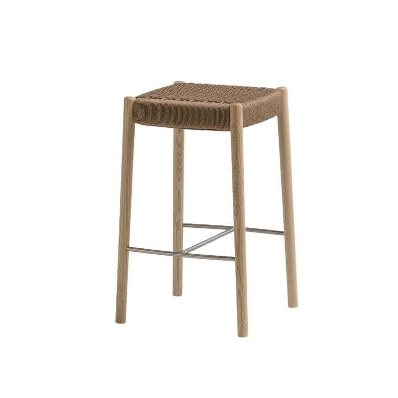 Taburete Bogart con asiento trenzado natural de Vergés