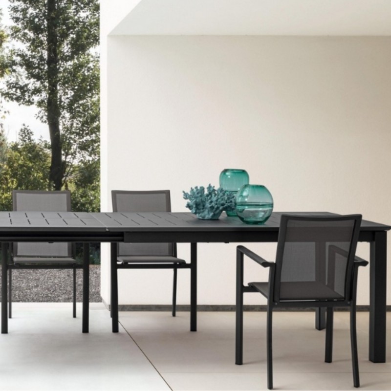 Silla Konnor exterior