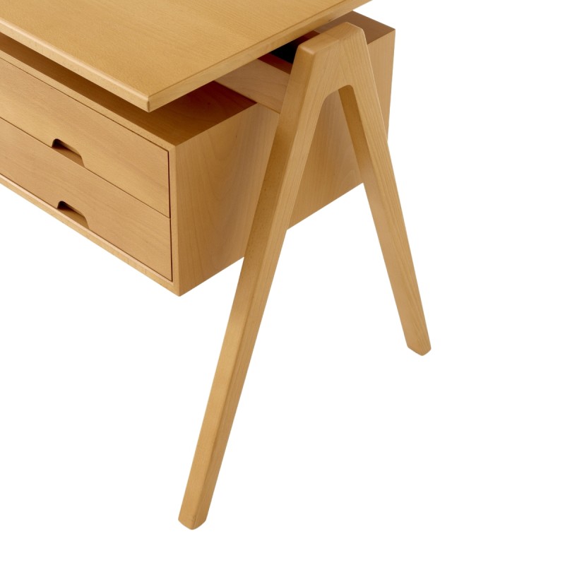 Escritorio Daystak - &Tradition