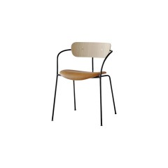 Silla Pavilion AV4 cuero marrón &Tradition