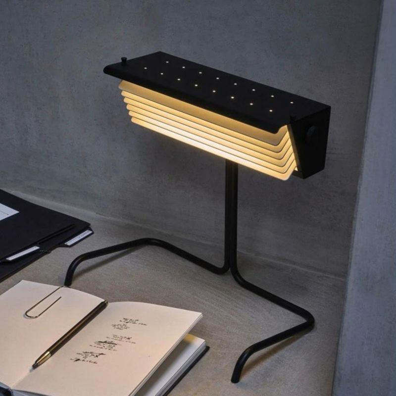 Lámpara de mesa Biny | Estilo moderno