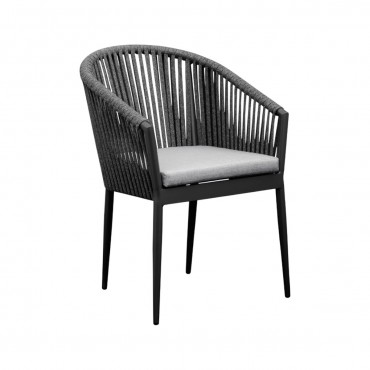 Sillón Ukiah negro Mooma Design